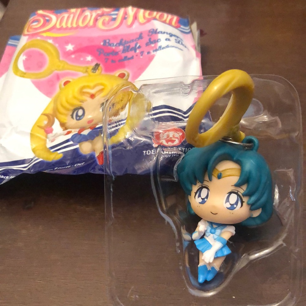 SAILOR Jupiter keychain ( from sailor moon package)